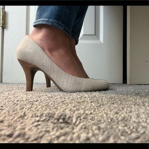 Beige Kelly and Katie high heel shoes.